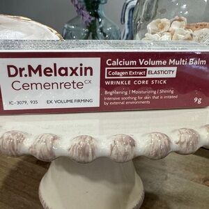 Dr. Melaxin Calcium Volume Multi Balm